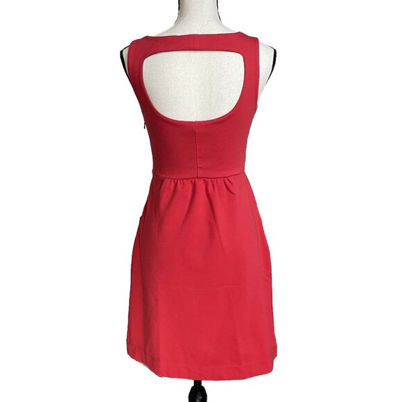 BANANA REPUBLIC Red Sleeveless Knit Dress Gathered Waist Cutout Back Size 0 - Picture 4 of 10